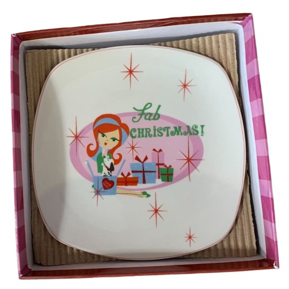 New Christmas Cuties Set of 4 Dessert Plates Holly Holidays Candy Cane Fab Chris - Picture 3 of 6